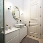 Pinterest In The Center Apartment *