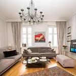 Pinterest In The Center Apartment *