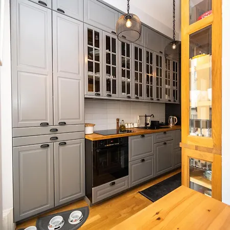 Pinterest In The Center Apartment *