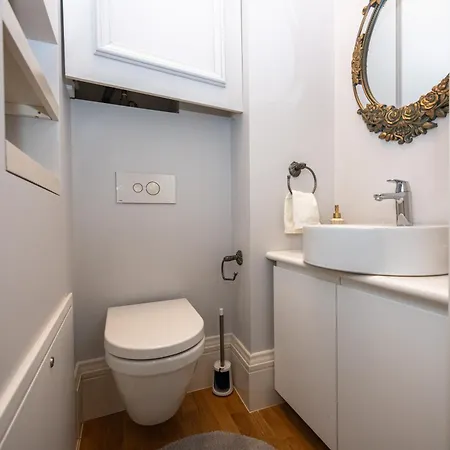 Pinterest In The Center *