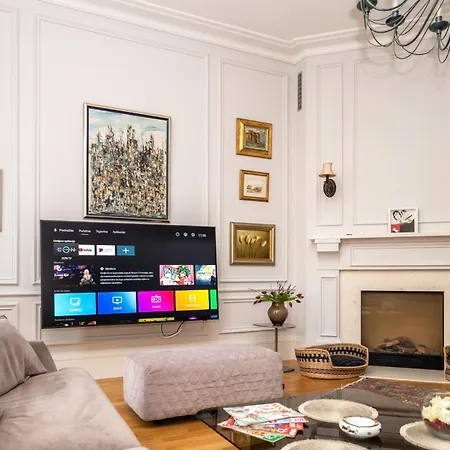 Pinterest In The Center *